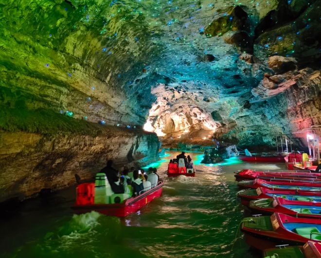 张家界导游推荐_张家界5日游攻略_张家界天气