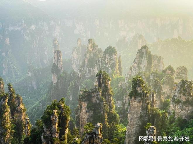 高端定制游张家界_张家界口碑导游玲玲_张家界天气