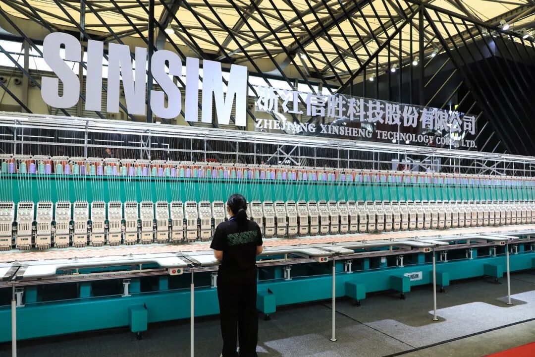 “缝纫机”进A股，先分掉7亿再搞钱  第1张