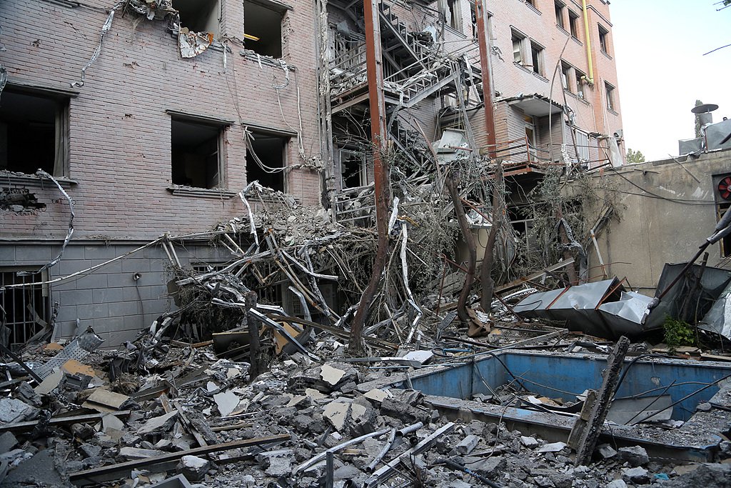 伊朗司法总监：敌人必须支付战争赔款